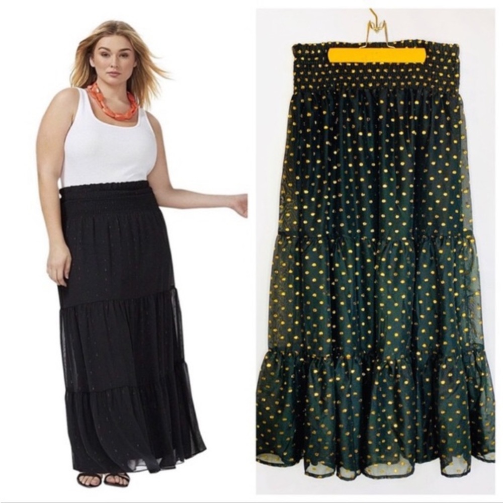 SOLD 🌸🌸🌸🌸🌸Boho tiered skirt. Flip flops, flats, heels or cowboy boots! - Picture 1 of 7
